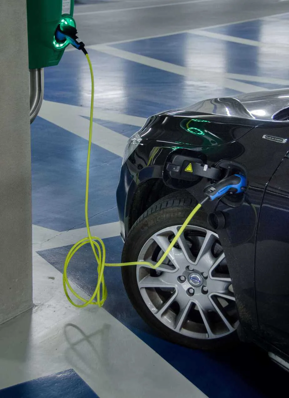 Saskatoon electric vehicle towing service